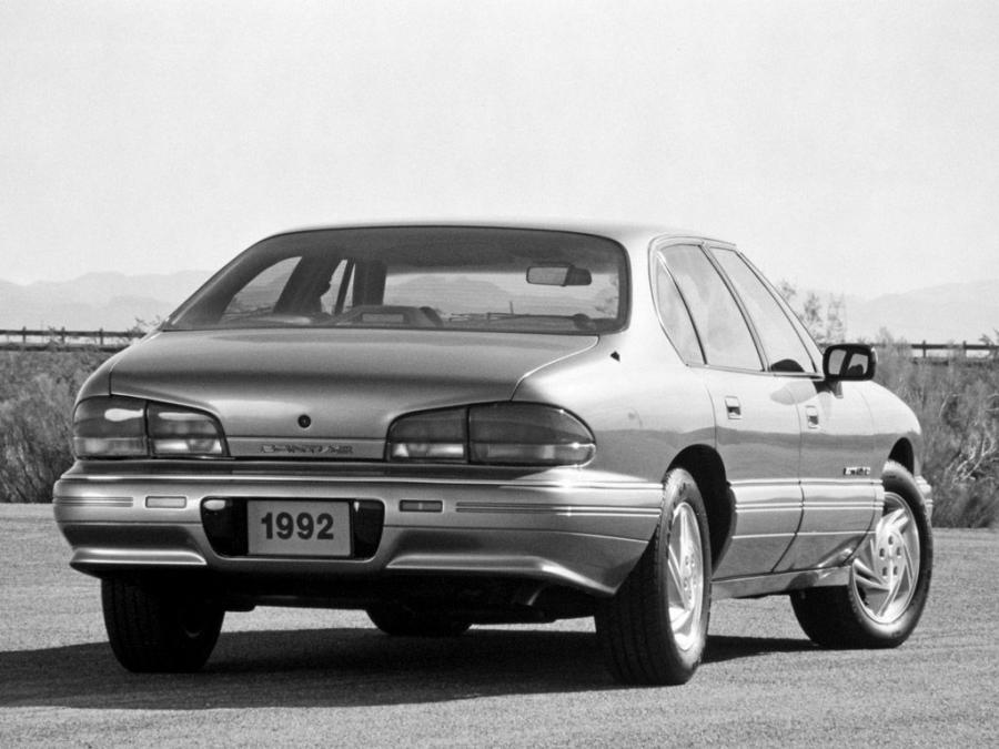  Pontiac Bonneville SE (X69P) 1992 года  (фото 4 из 8)